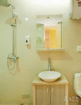 Sanya Shentong Hotel 0*,  中国