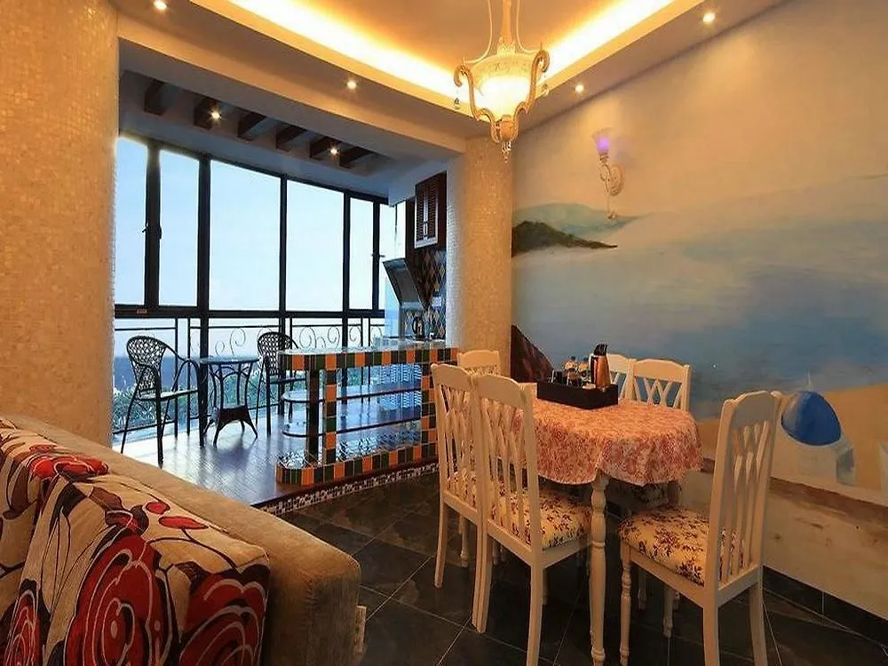 Sanya Shentong Hotel 0*,