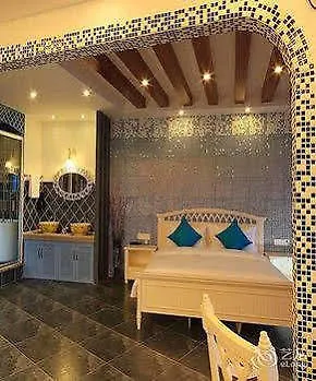 Sanya Shentong Hotel